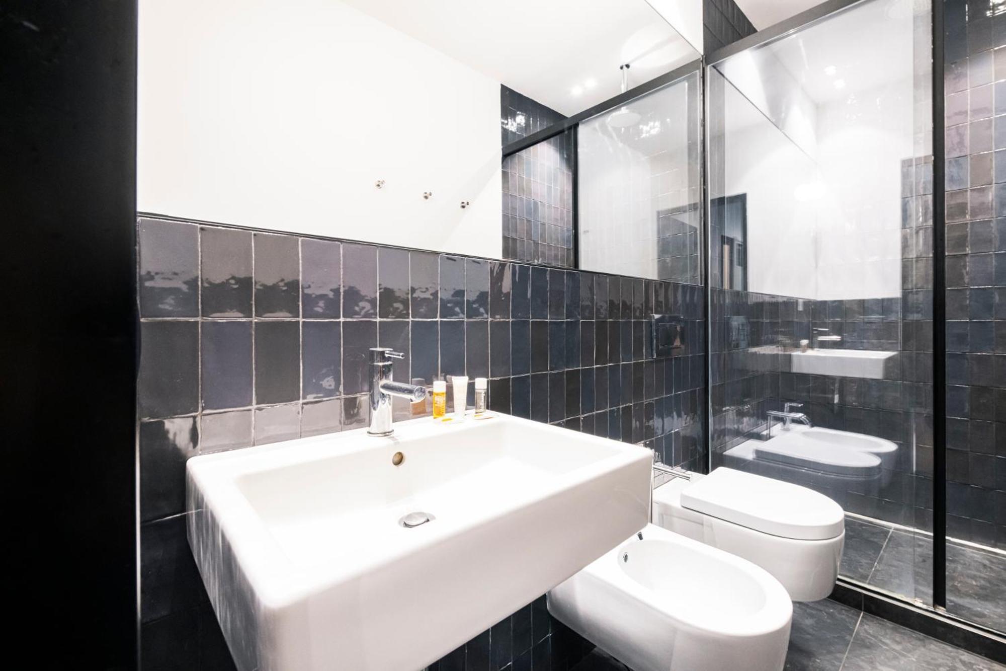 Apartament Easylife - Accogliente Monolocale In Corso Magenta Mediolan Zewnętrze zdjęcie